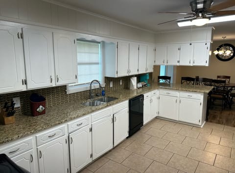 Large Kitchen