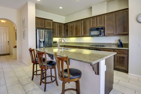 Kitchen | Toaster Oven | Cooking Basics | Dishware & Flatware Provided