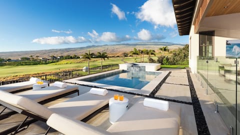 Welcome to Mauna Kea Beach Escape