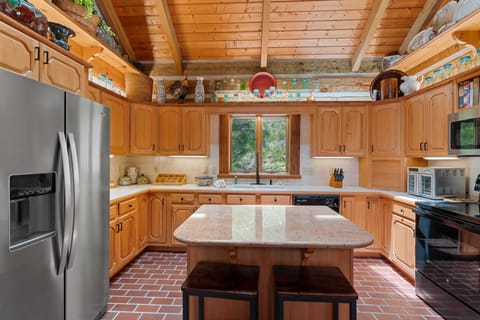 Well Stocked Kitchen and High End Appliances