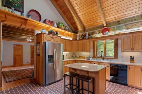 Kitchen with Center Island