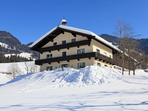 Holiday Home Exterior [winter]