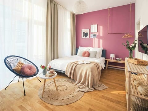 Beautiful apartment with queen size bed for 2 people