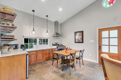 Farm Stay 2 Dining Room/Kitchen