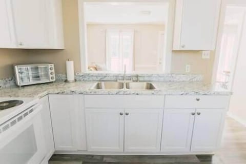 8a05da91 6b98 469e a5b8 b9ba273686d3