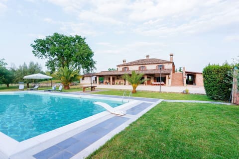 Building Exterior, Garden, Outdoor, Pool