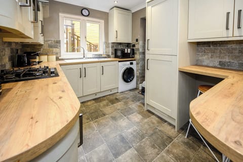 Bright well equipped kitchen