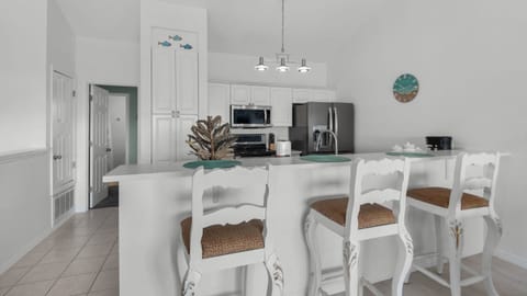 Spyglass TH 106 Kitchen Area