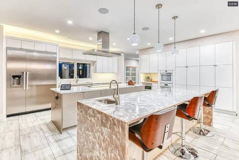 76225955 a192 40fa 8441 16f648f67be5