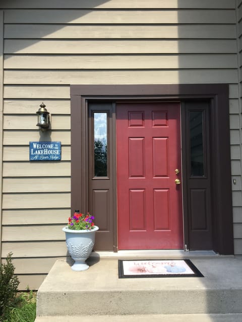 Welcome to the Lake House!