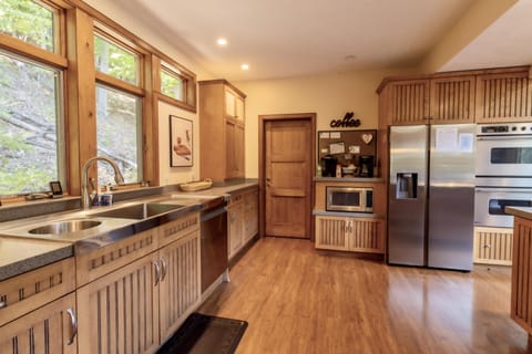 PhotoOct032023,121727AM