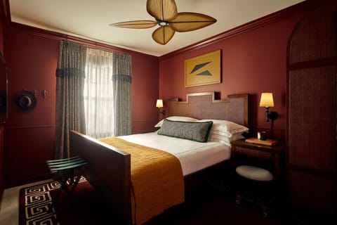 Stretch out in a cozy retreat with warm tones and soft light.