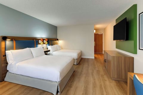 Unit with 2 Double beds. Exact unit will be assigned upon arrival. Views, colors, and decor may vary.