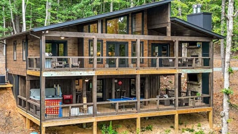 Welcome To Starry Night Lodge