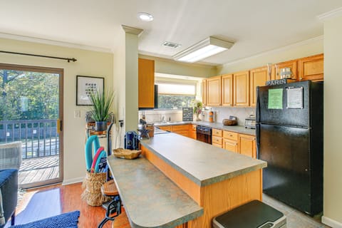 Kitchen | Ice Maker | Coffee Maker | Toaster | Cooking Basics