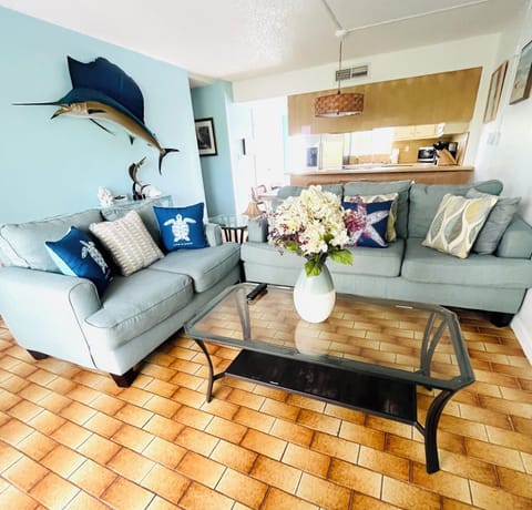 2nd floor living room