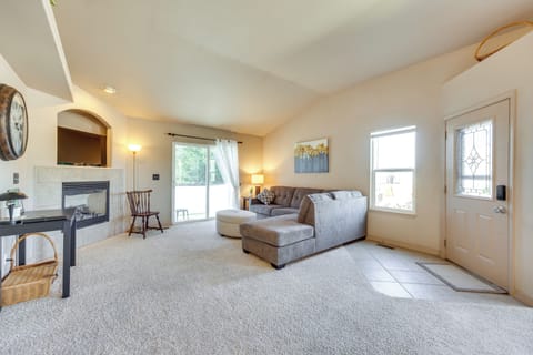 Colorado Springs Vacation Rental | 3BR | 2.5BA | 2,494 Sq Ft | Stairs Required