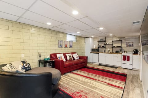 Living Room/Kitchen
