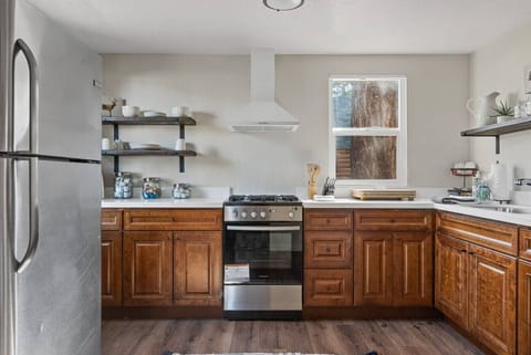 Perfect space to whip up your favorite meals while on vacation.