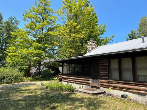 Exterior (porch to left & 2nd bedroom)