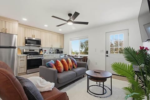 1917 lookout point pl 3 006 web