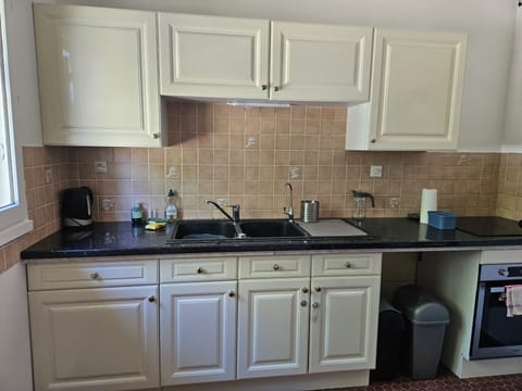 13fc532f-f603-4964-ade5-c967f1281cf2