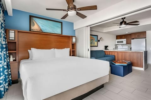 Settle in with an open-concept suite and handy kitchenette.