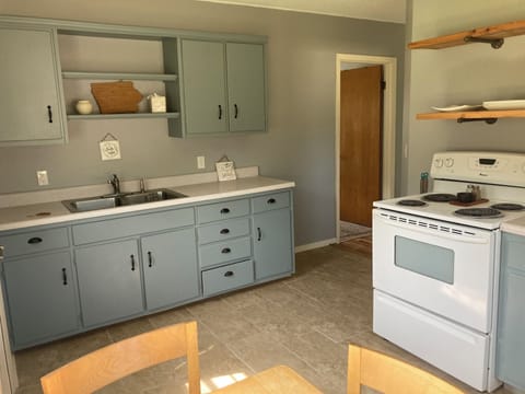 Fully functional kitchen