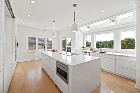 Stunning Modern Kitchen