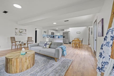 Living Room/Dining Room/Kitchen