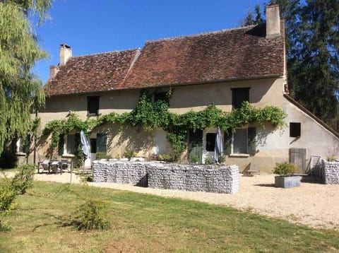 94d22df5-cfbc-4f57-b5ec-64de1de23f9e