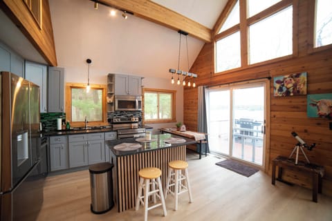 Large full kitchen with bar island