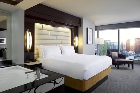 Unit with King bed