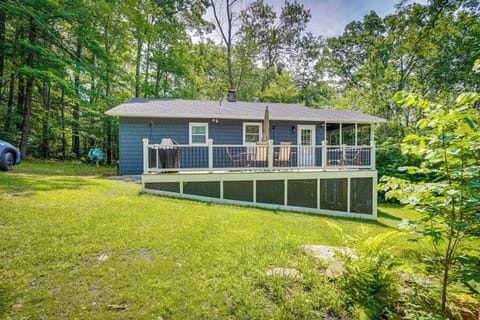 Monterey Vacation Rental | 3BR | 1BA | 900 Sq Ft | Stairs Required