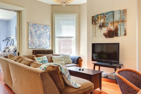 Louisville Vacation Rental | 1BR | 1BA | 850 Sq Ft | Stairs Required