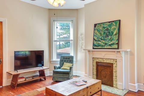 Louisville Vacation Rental | 2BR | 1BA | 1,000 Sq Ft | Stairs Required