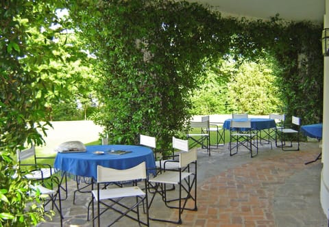 Balcony / Terrace / Patio