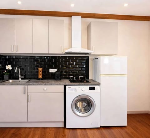 Clean and spacious worktop