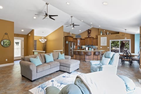 Perfect place to gather with loved ones and enjoy a quality time.