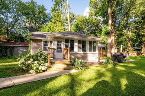 Welcome To Barefeet Retreat!