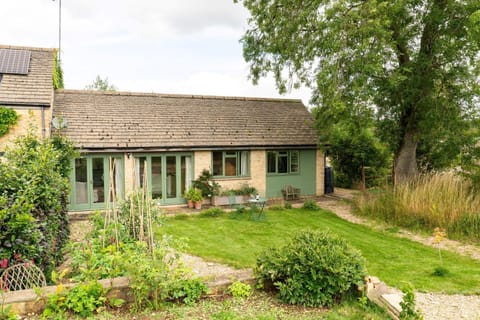 Guddlebrook Two - StayCotswold