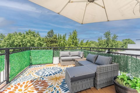 Roof Deck
