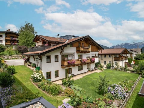 Haus Feiersinger - Studio, Bad, WC Apartment in Salzburgerland