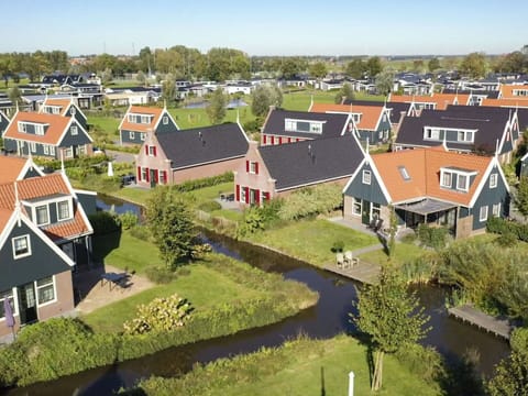 Building, Property, Sky, Plant, Window, House, Tree, Land Lot, Urban Design, Grass