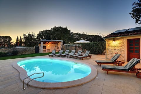Holiday Home Swimming Pool