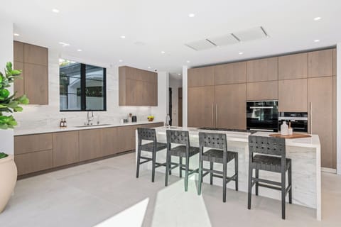 A masterpiece villa for those who accept only the finest.