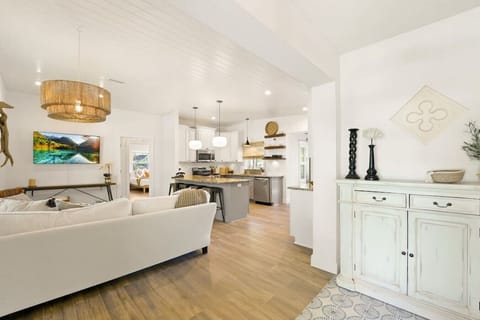 The entrance: where your getaway begins