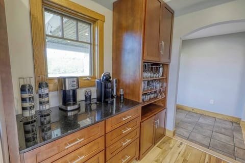 053ec9ef 472e 4e94 ad49 a1defd937faf