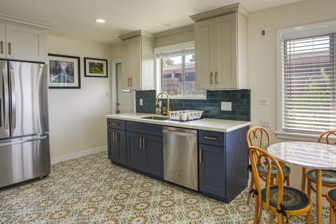 Kitchen | Cooking Basics | Dishwasher | Coffee Maker