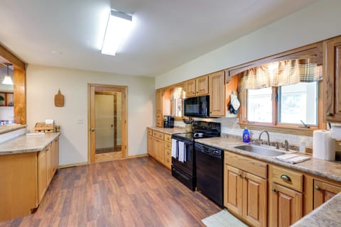 Kitchen | Cooking Basics | Drip Coffee Maker | Paper Towels/Trash Bags | Toaster